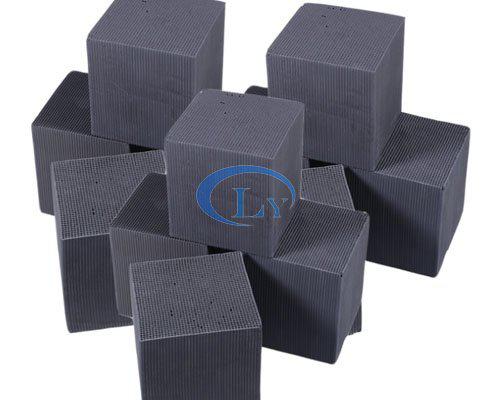 防水<a href='http://www.hbtymc.com' target='_blank'><u>蜂窩活性炭</u></a>