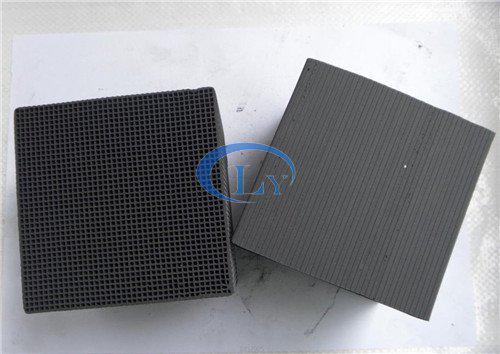 <a href='http://www.hbtymc.com' target='_blank'><u>蜂窩活性炭</u></a>
